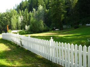 Fence contractor Riverside