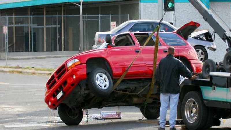 Why Professional Truck Towing in Newark NJ is Crucial for Road Safety and Efficiency