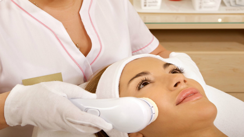 Chemical Peels: How They Can Repair Your Damaged Skin