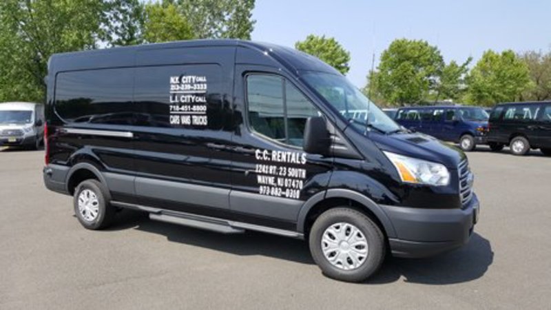 Tips for Finding the Right Vehicle for Transit Cargo Needs