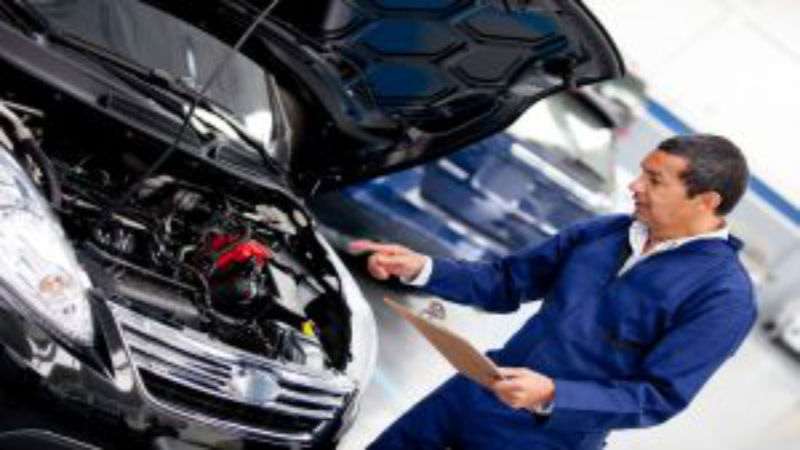 A Few Warning Signs You Need Transmission Repair  in  Chicago