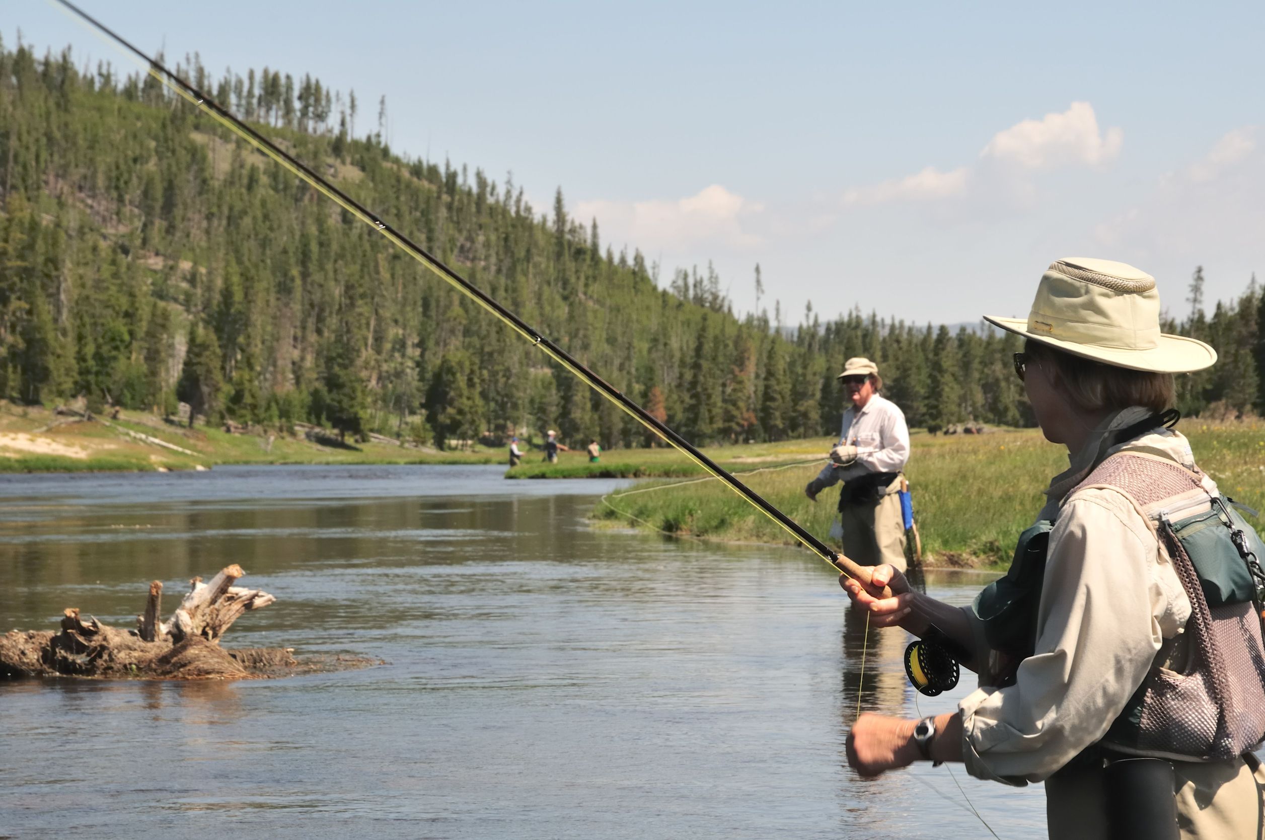 How to Cast a Surf Spinning Rod for a Big Catch