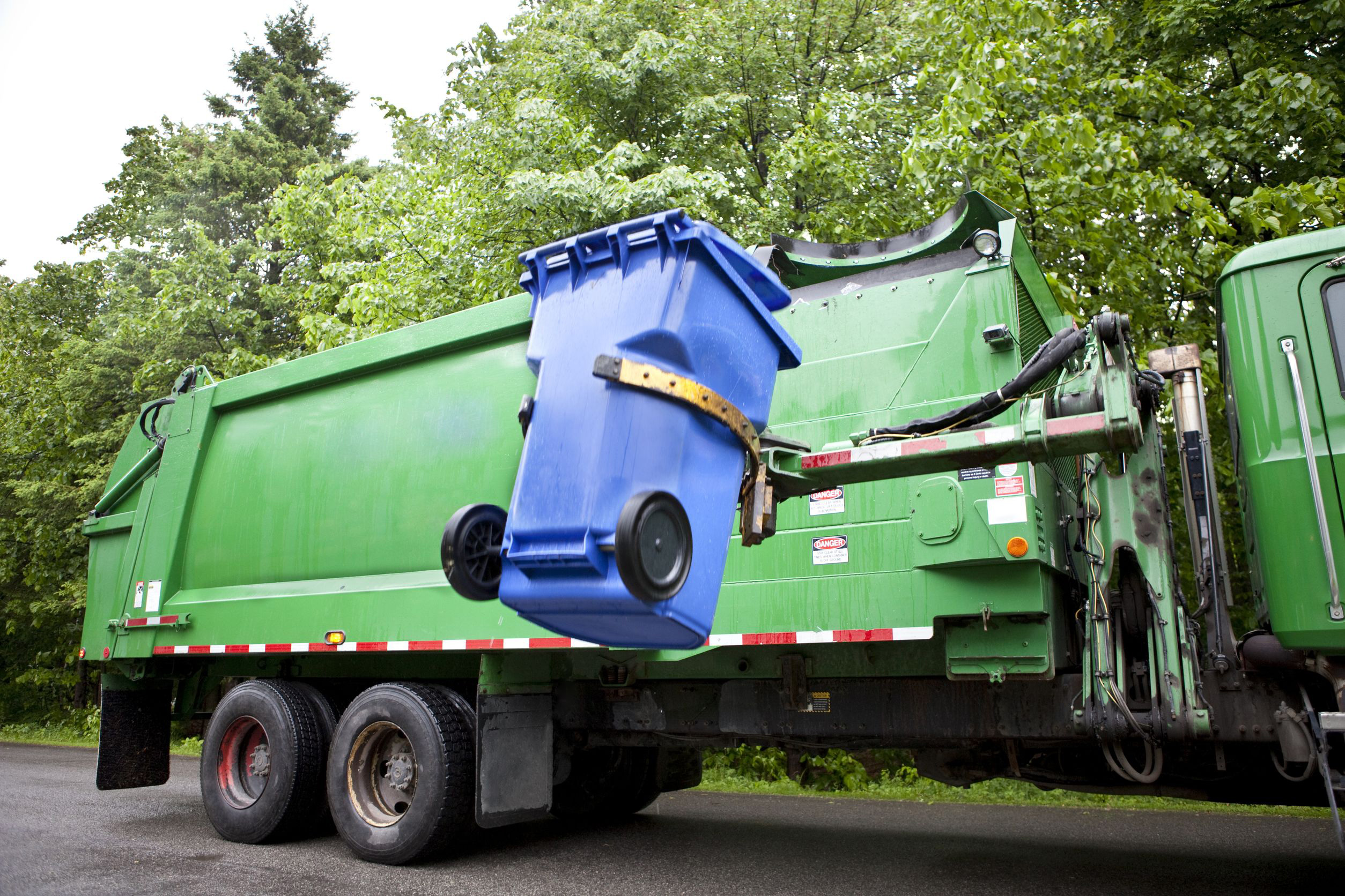 Hire the Best Garbage Removal Services in Regina Today